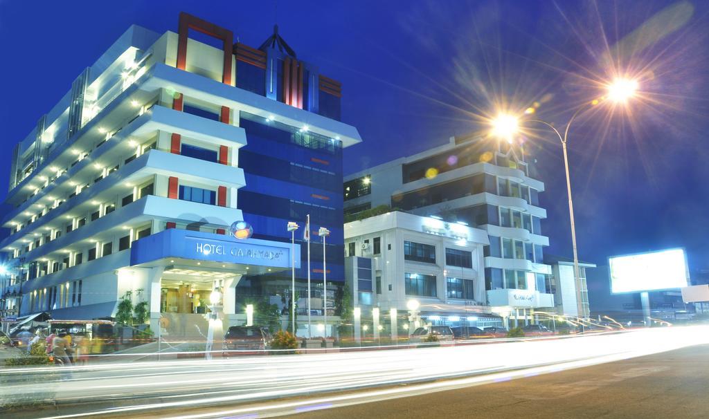 Hotel Gajahmada Pontianak Exterior foto